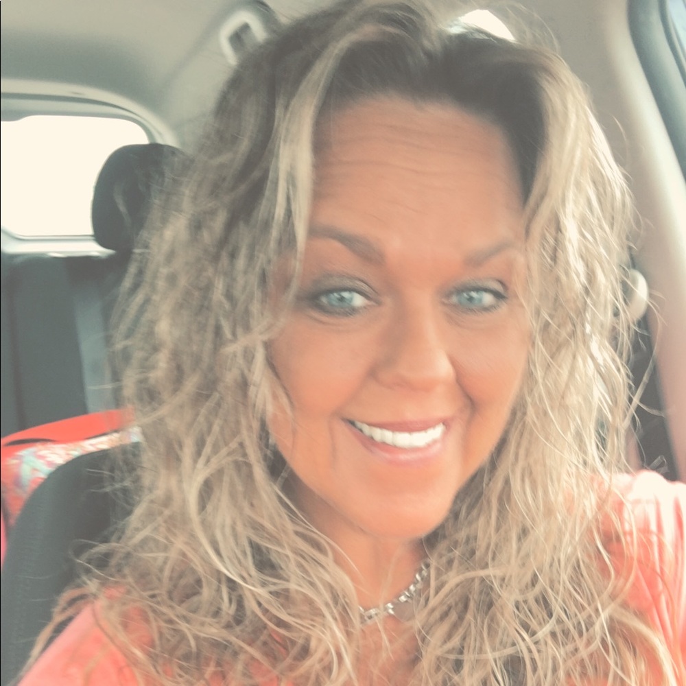 Meet your Posher, Christina